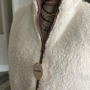 No Boundaries Women's Puffed Vest/Gilet